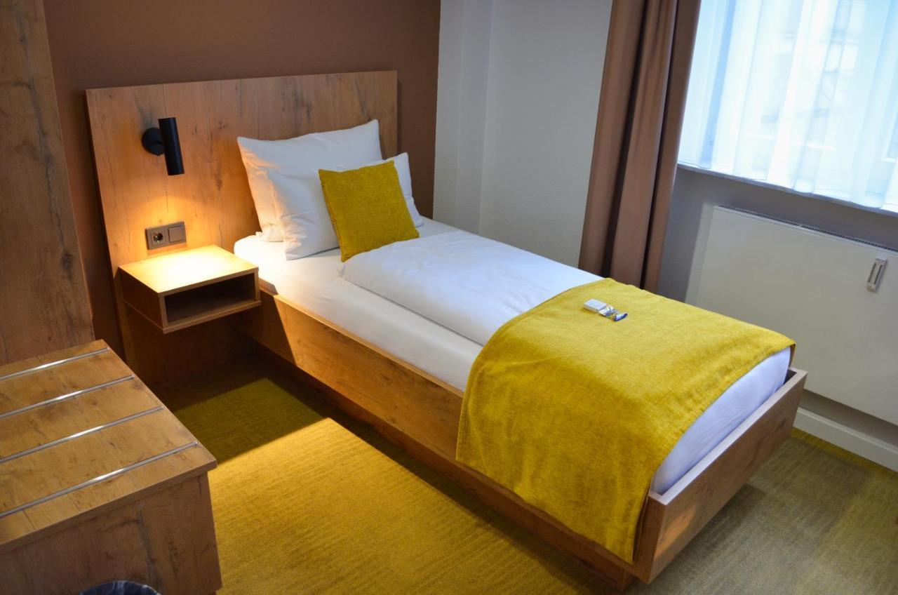 Hotel Am Markt Karlsruhe Exterior photo